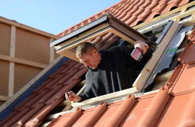 Pose de fenêtres de toit Velux à Sallagriffon